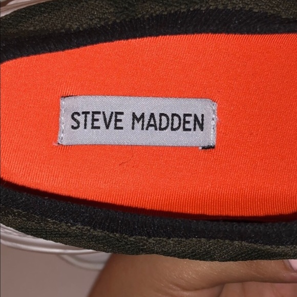 Steve Madden Myles Camouflage SlipOn Sneaker - Picture 4 of 5